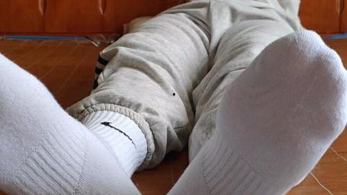 白袜脚漫画,揭秘校园里的青春秘密