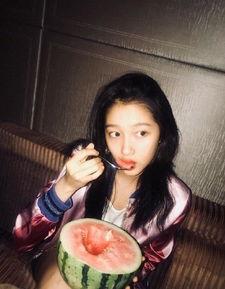 娱乐吃瓜酱画像图片高清,高清画像下的时尚魅力与潮流风向标